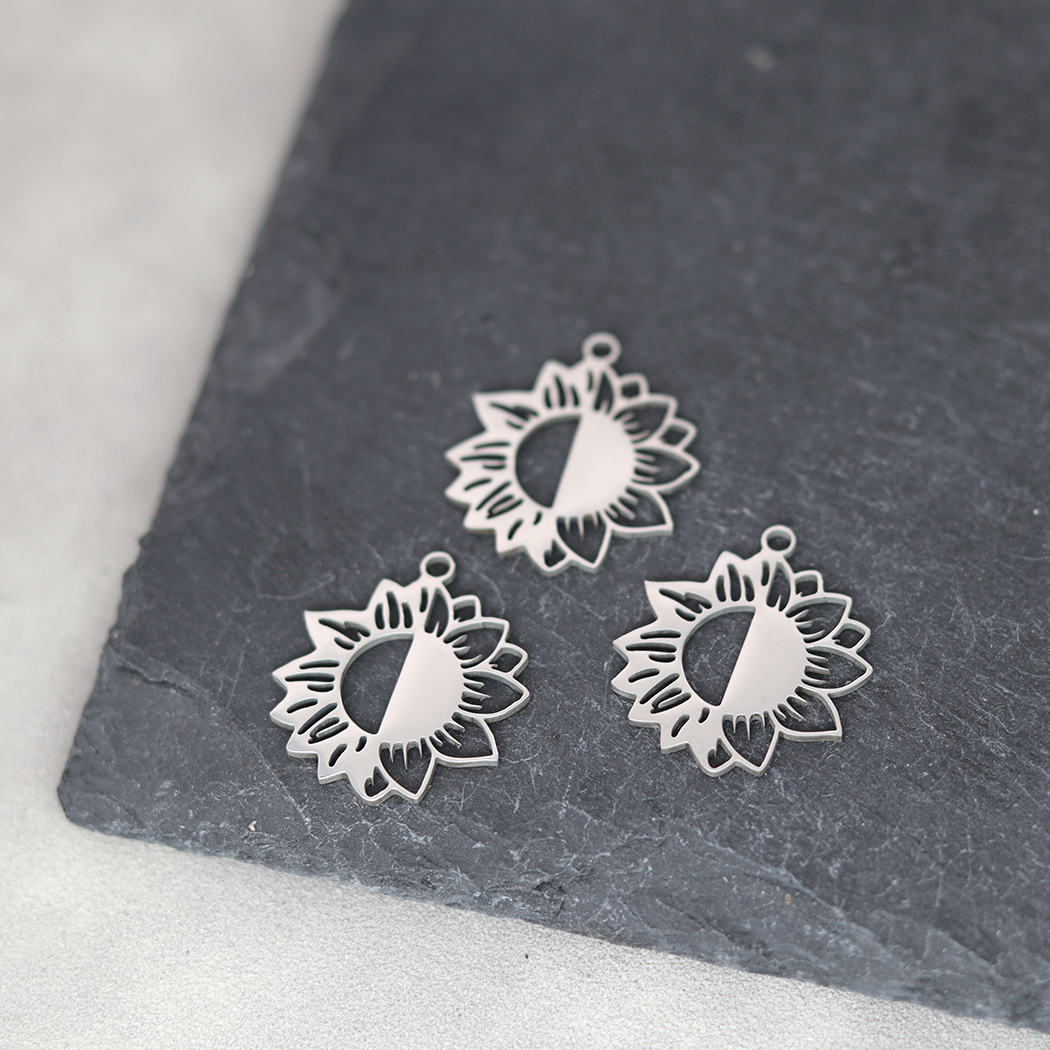 3pcs Art Line Sunflake Charms  - Art Craft Flower Making บทวิจารณ์และราคา
