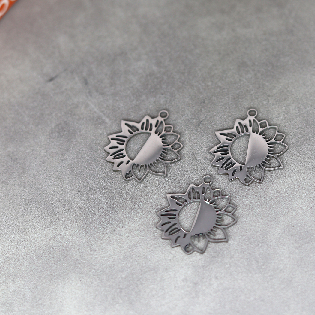 3pcs Art Line Sunflake Charms  - Art Craft Flower Making บทวิจารณ์และราคา