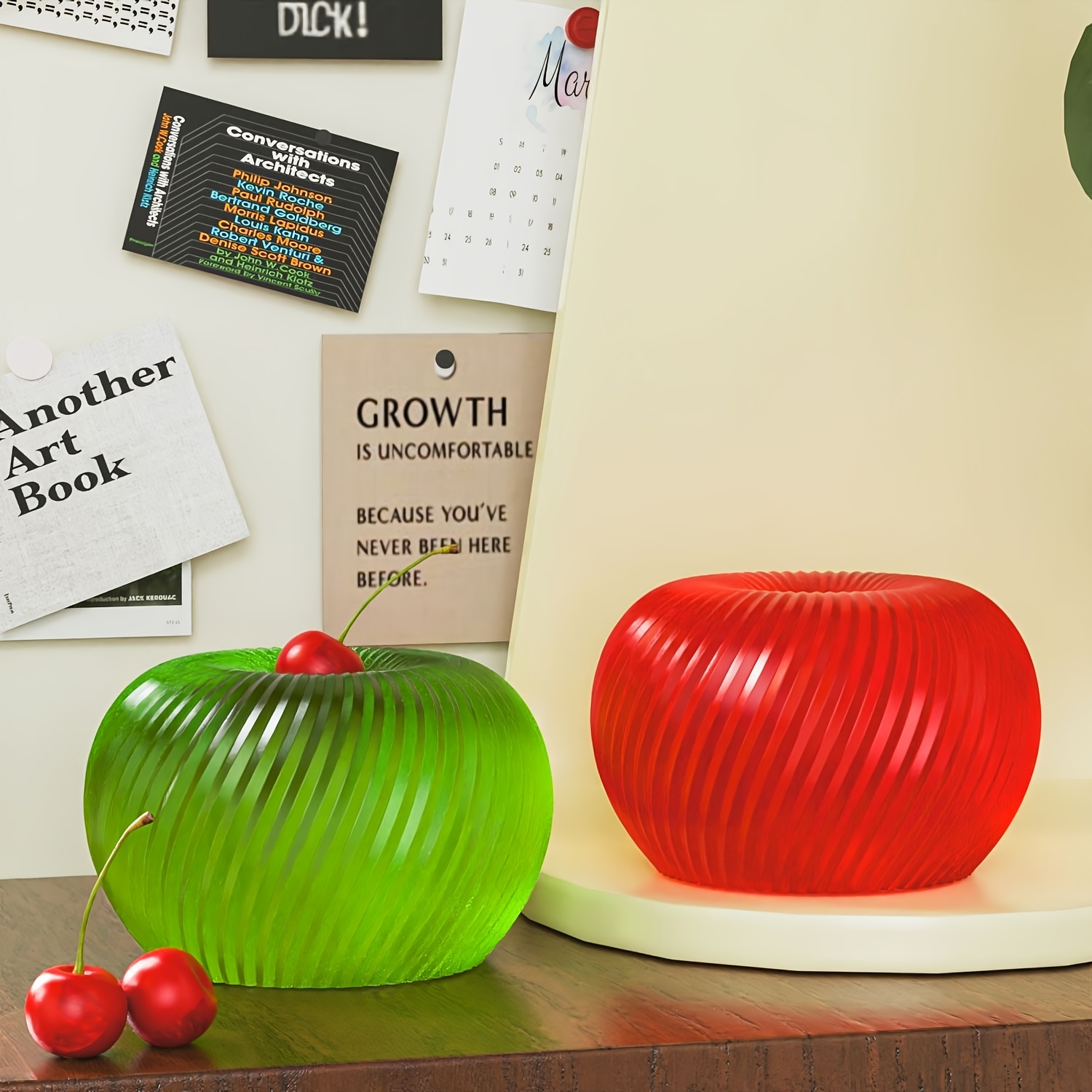 A trendy red apple silicone mo - Art Craft Things บทวิจารณ์และราคา